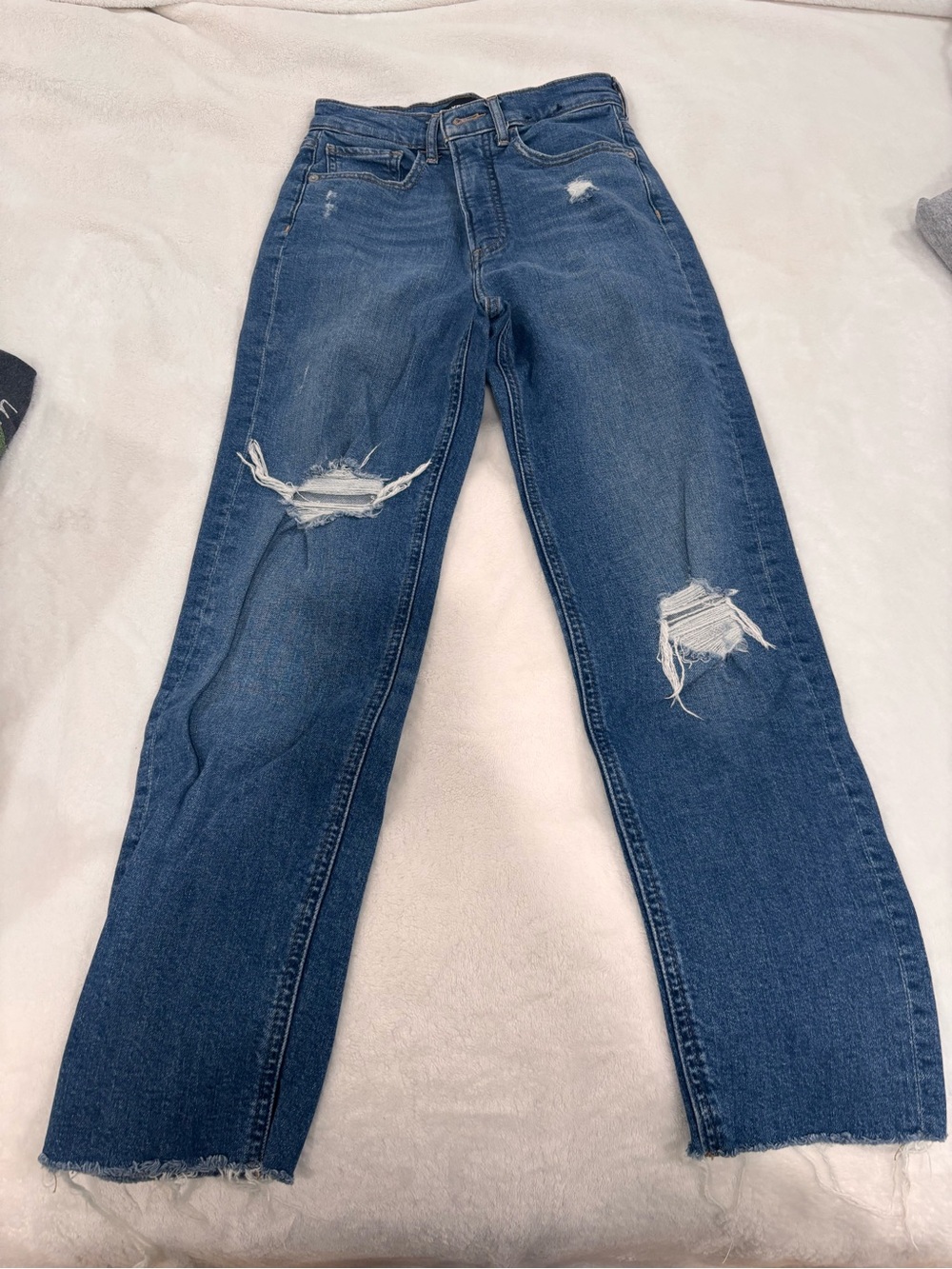 Express Distressed Cropped Straight Jeans - Blue